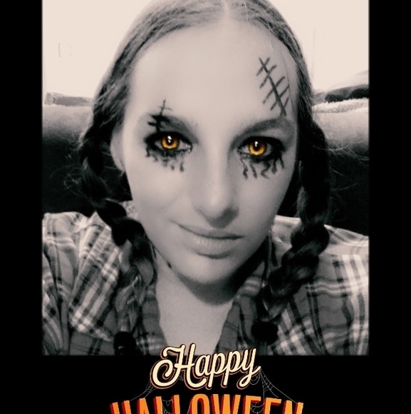 Meet your Posher, Danielle - Picture 1 of 1